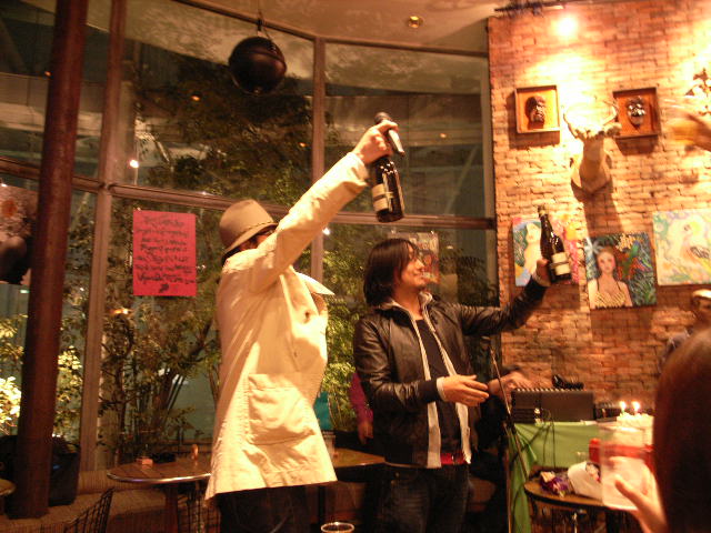 \"EL-MALO 「NOFACE BUTT 2EYES」\"ってこんなこと。_c0140560_2129572.jpg