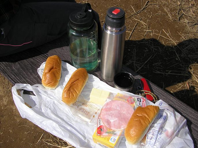 角田山ハイキング_f0050226_17465388.jpg