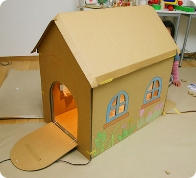 ダンボールの犬小屋 その３ いわいさんちweb