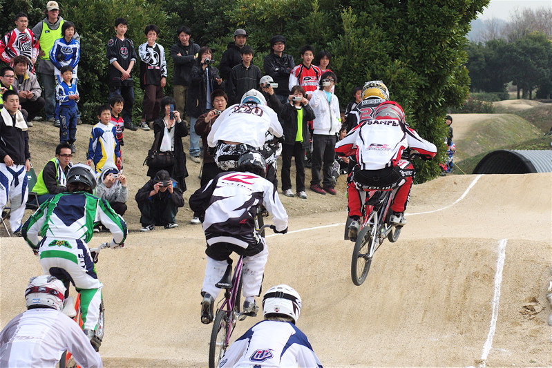 JBMXFスーパーシリーズ第1戦IN笠岡DAY1VOL2スーパークラス予選第3ヒート~決勝_b0065730_15244664.jpg