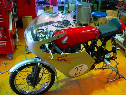 d0010073_2371818.jpg