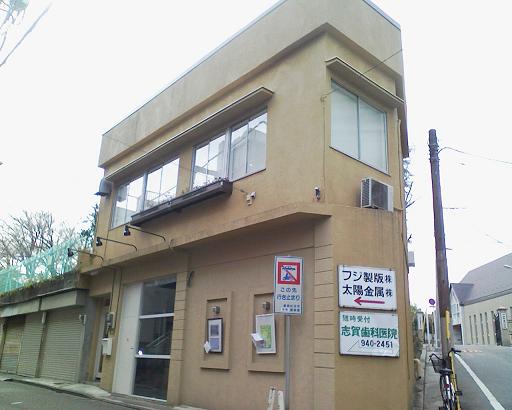la grotteへの道_f0086488_218406.jpg