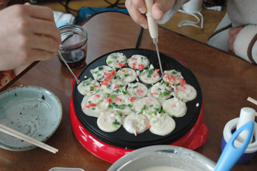 たこ焼きパーティー_e0095673_0474943.jpg