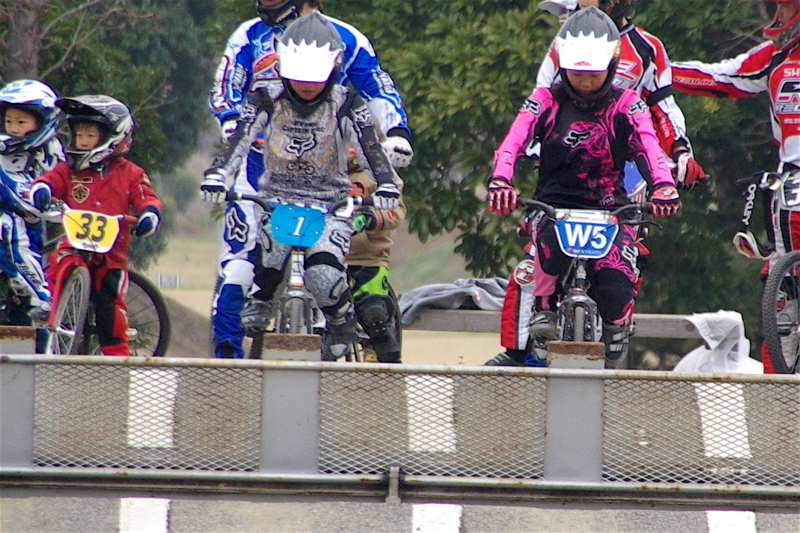 JBMXFスーパーシリーズ第2戦IN笠岡DAY2VOL9ガールズ11~15クラス決勝_b0065730_217872.jpg