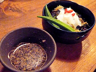 もちぶたラーメン 利田商店@下高井戸 ★ (アラカルト&もちぶたラーメン)_f0080612_10455470.jpg