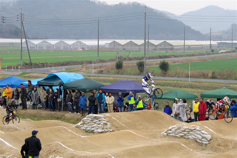 JBMXFスーパーシリーズ第2戦IN笠岡DAY2VOL11、ボーイズ9〜14クラス決勝_b0065730_17143291.jpg