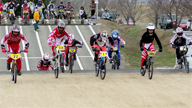 JBMXFスーパーシリーズ第2戦IN笠岡DAY2VOL11、ボーイズ9〜14クラス決勝_b0065730_17282561.jpg