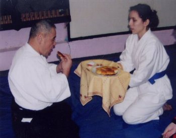稽古前のセレモニー_f0019563_16465219.jpg