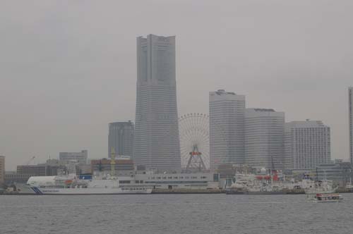 横浜とその海上で見たこと_f0024274_17134763.jpg