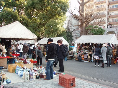 不忍池 ～うえの牡丹まつり2008 骨董市編_c0105785_8532325.jpg