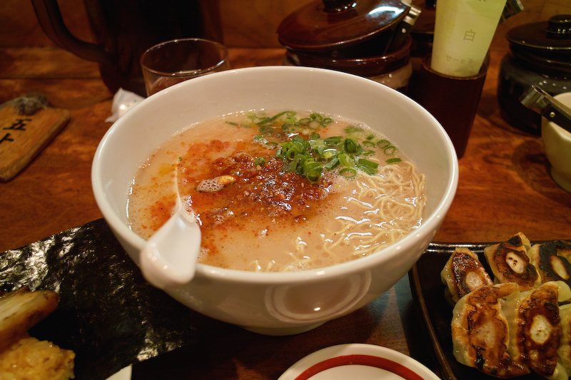 からかラーメンを食べました_b0125014_1159159.jpg