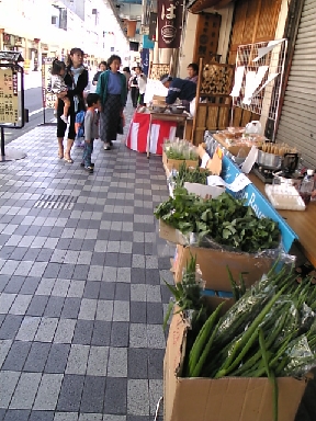 エイプリルフールな一の市の一日_b0093221_116481.jpg