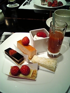 デザートブッフェ_c0103712_122386.jpg