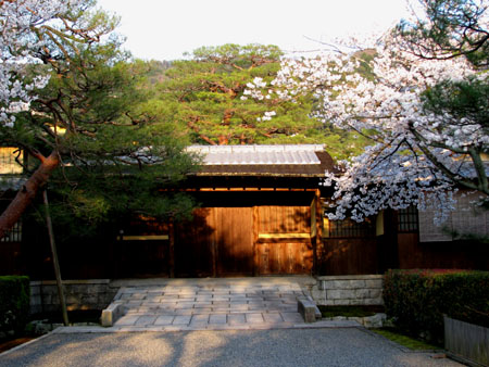 南禅寺あたり_e0048413_21321651.jpg