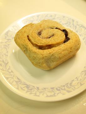 全粒粉のシンプルシナモンロール_d0128268_19465655.jpg