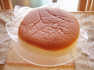 チーズケーキ Tomo S Bakery Cafe チーズケーキ Tomo S Bakery Cafe