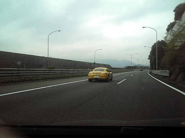 a0006605_23472693.gif