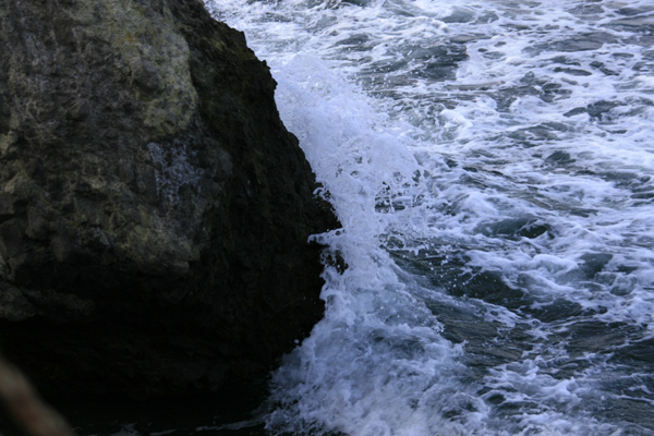 豊井浜の海水_f0130737_2303923.jpg