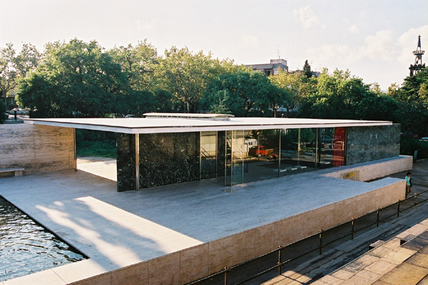 75-バルセロナ・パヴィリオン Barcelona Pavilion (1929) Mies v.d. Rohe / Barcelona Spain  No.1/58_f0126688_9583627.jpg