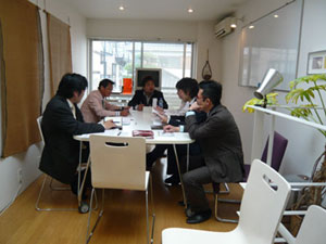MONDAYミーティング!_d0091909_13285946.jpg