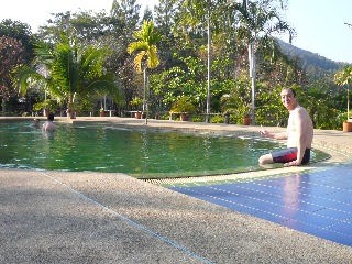 タイ旅行！首長族とタイマッサーヂの秘技を求めて（7）プークロン温泉・ミャンマー国境_b0054727_16182068.jpg