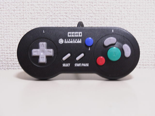 ニンテンドーゲームキューブ デジタルコントローラー HORI-