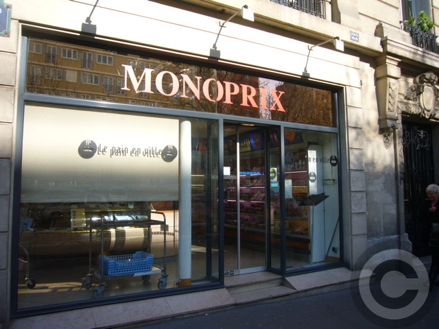 ■元気のいいMONOPRIX(パリ)_a0014299_43338.jpg