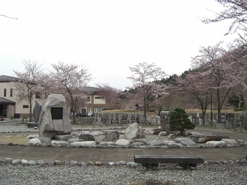 六日町の坂戸山_a0084753_13251645.jpg