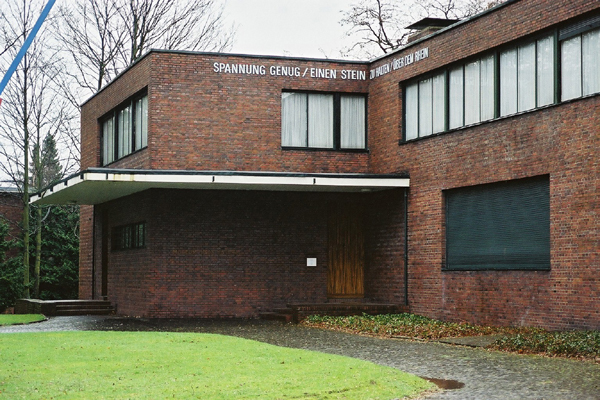 ランゲ邸・エステルス邸 Lange & Esters House (1930)  Mies v.d. Rohe / Krefeld Germany No.2/15_f0126688_10111282.jpg