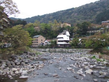 箱根の最後は「またネ！」と手を振る高校生_f0120102_1042339.jpg