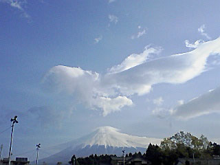 今日の富士山です＾＾♪_c0067206_14212873.jpg