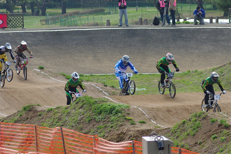 2008JBMXF全日本BMX選手権大会INひたちVOL2エリートクラス予選第3ヒート~準決勝_b0065730_144056.jpg