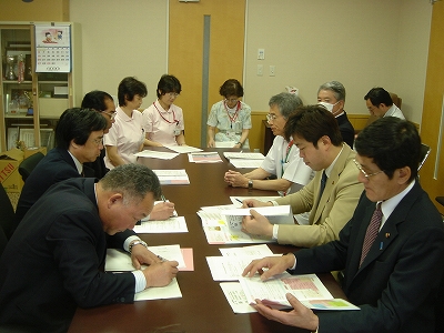 議員研修(基幹病院・町づくり)_f0019487_1159063.jpg