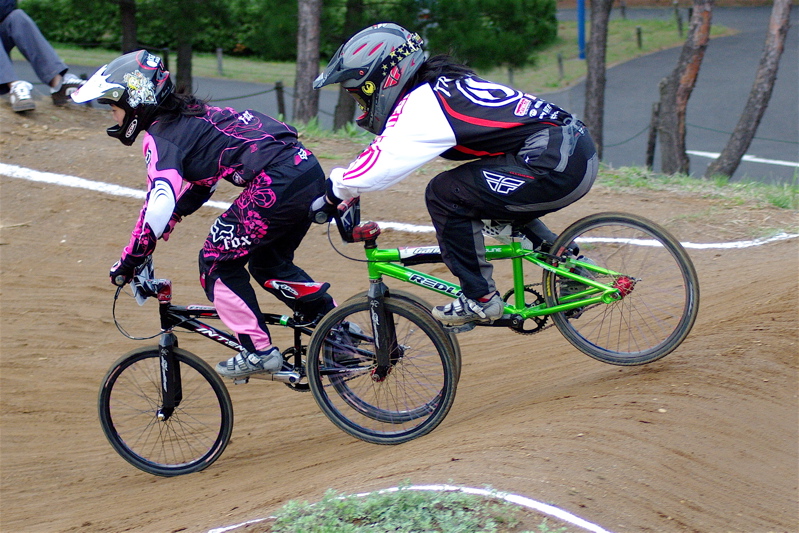 2008JBMXF全日本BMX選手権大会INひたちVOL11ガールズ13〜15才クラス、B５＆６クラス決勝_b0065730_1783747.jpg