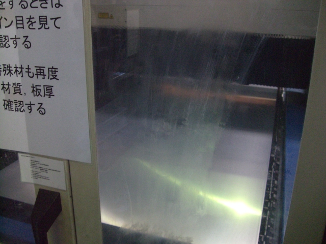 アルミの切断_d0085634_1218321.jpg