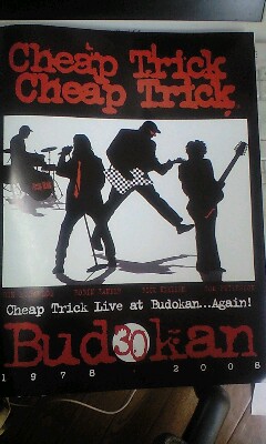 CHEAP TRICK LIVE AT BUDOKAN AGAIN 4/24/2008_d0136635_21241276.jpg