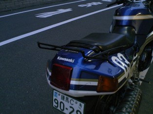 ZX-10リアキャリア 一応完成! : バイク道楽 ZX-10リアキャリア 一応完成! : バイク道楽