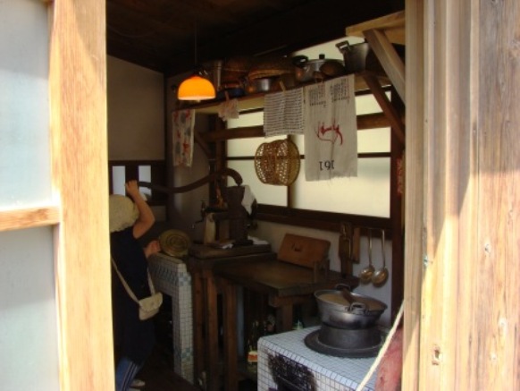 e0024126_20106.jpg