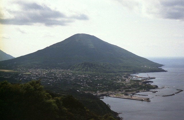 島内サイクリング　　八丈島２_b0112443_2124995.jpg