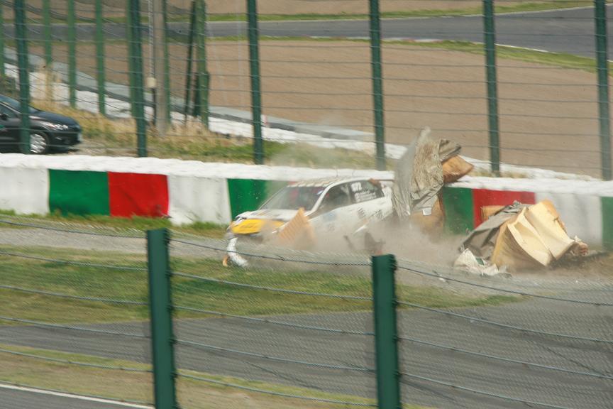 スーパー耐久シリーズ観戦　その５_f0032275_2304349.jpg