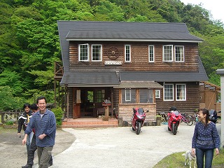 b0011980_2312341.jpg