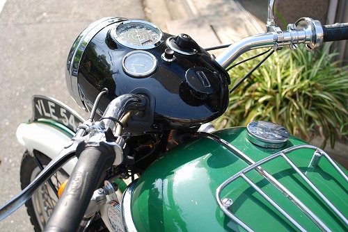 Triumph T110 (ワンテン)_f0164058_1614568.jpg