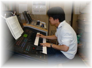 講師演奏練習・打ち合わせ・ゆうくん_e0040673_021334.jpg