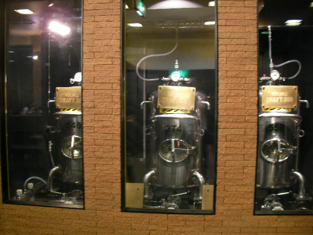 e0098547_2343856.jpg