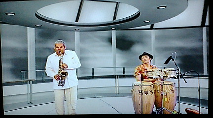 Cesar Lopez(CUBA)×KTa☆brasil セッション on NHK教育TV 3ch. 『テレビでスペイン語』_b0032617_14131231.jpg