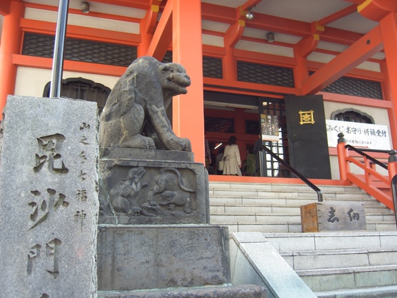 神楽坂　毘沙門天（善国寺）_b0098408_18493781.jpg