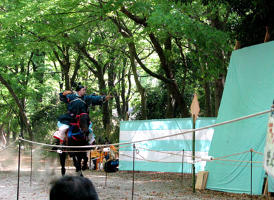 葵祭 流鏑馬神事_e0048413_2358995.jpg