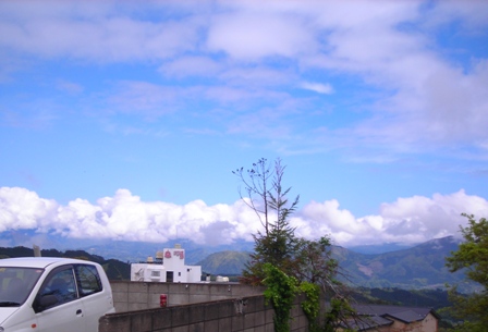 ＧＷ群馬の旅　２日目　その３　こもちの湯・赤城神社・覚満淵_b0080342_0231689.jpg