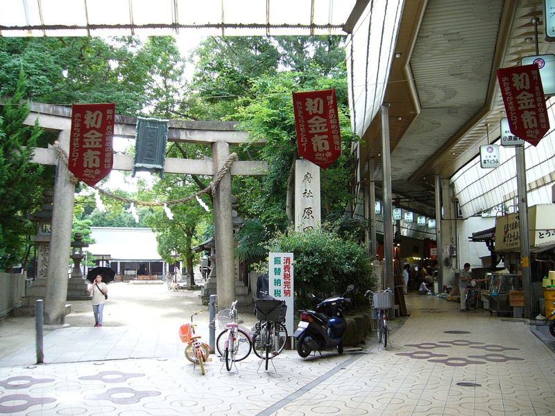 神社を訊ねて その3 服部天神宮 原田神社_c0118393_9245414.jpg