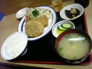 たびや食堂→トンカツ浅井_d0142944_2254254.jpg